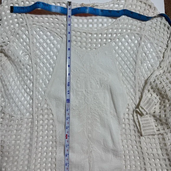 White Crochet Lace Top - Picture 1 of 10
